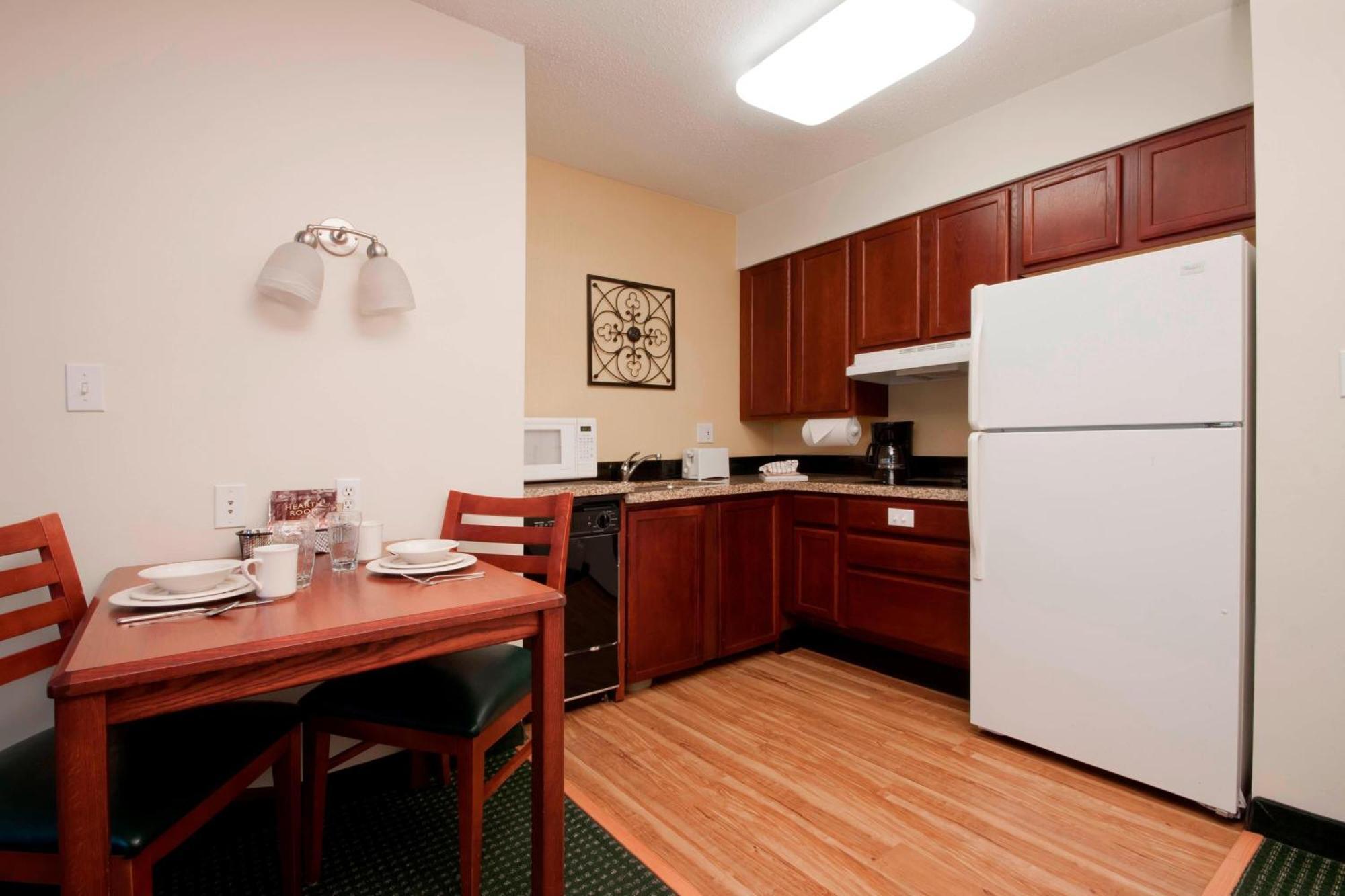 Residence Inn By Marriott Tulsa South Buitenkant foto