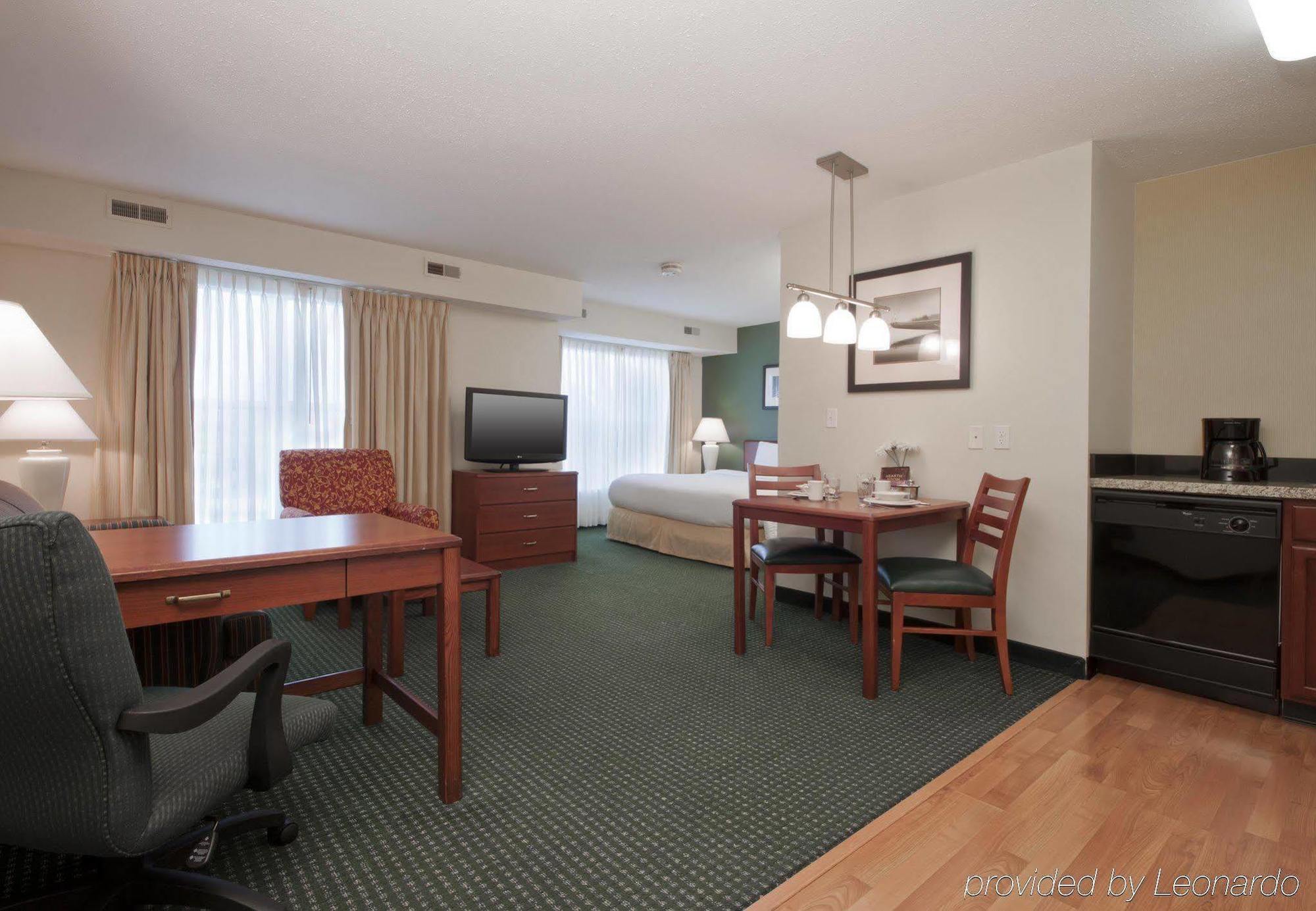 Residence Inn By Marriott Tulsa South Buitenkant foto