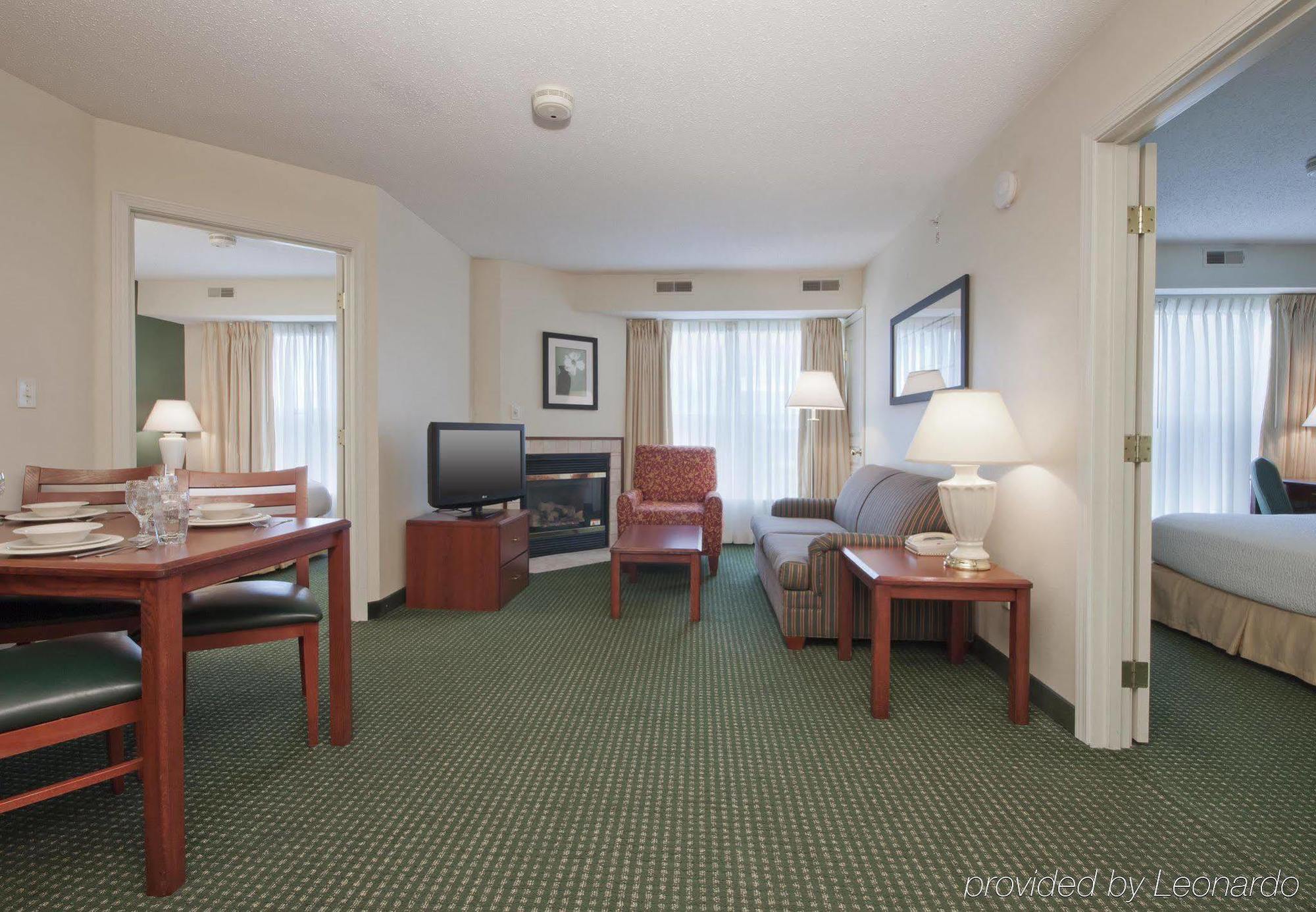 Residence Inn By Marriott Tulsa South Buitenkant foto